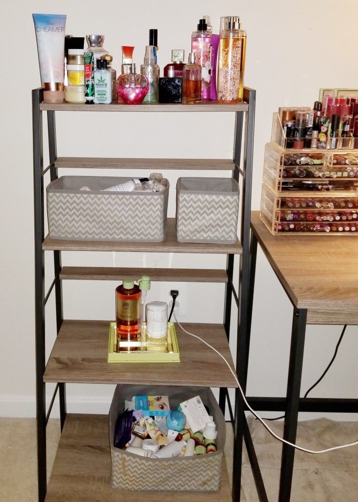 Makeup Vanity table With Lighted Mirror